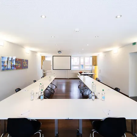 Hotel Dom, Zentral - Herzlich - Sozial Engagiert