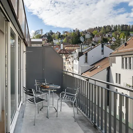 Dom, Zentral - Herzlich - Sozial Engagiert