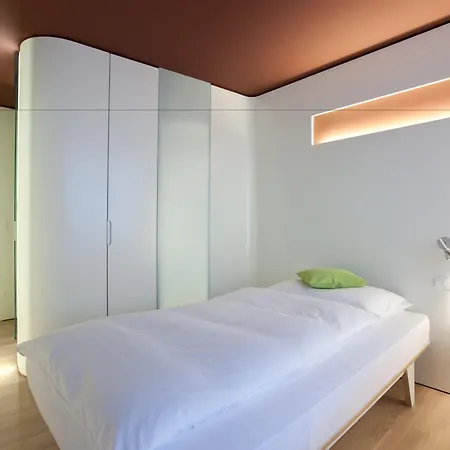 Dom, Zentral - Herzlich - Sozial Engagiert Hotel 3*