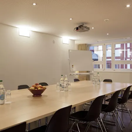 Dom, Zentral - Herzlich - Sozial Engagiert Hotel St. Gallen