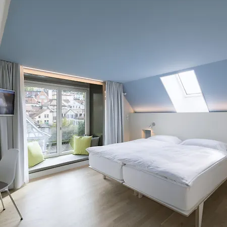 Dom, Zentral - Herzlich - Sozial Engagiert 3*