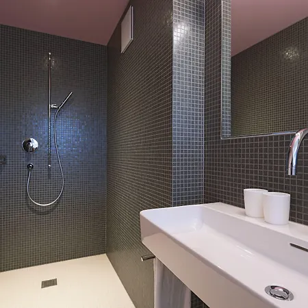 Dom, Zentral - Herzlich - Sozial Engagiert Hotel