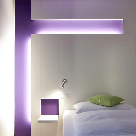 Dom, Zentral - Herzlich - Sozial Engagiert Hotel 3*