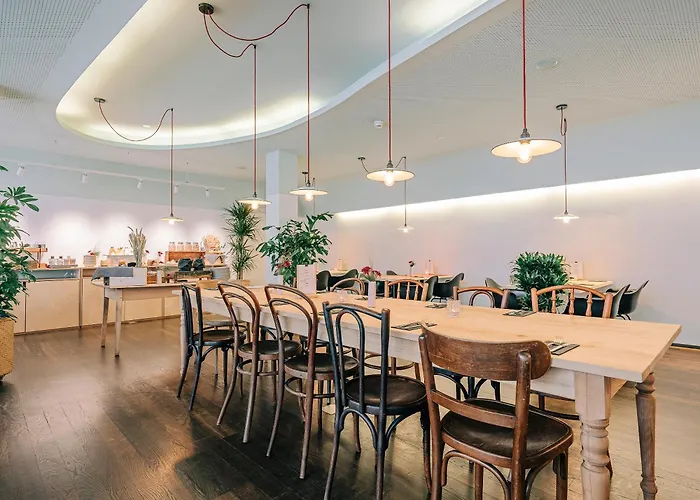 Dom, Zentral - Herzlich - Sozial Engagiert St. Gallen