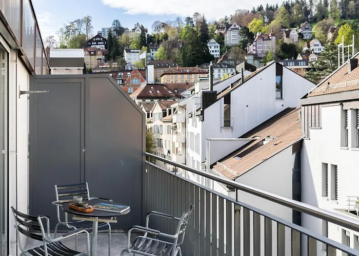 Dom, Zentral - Herzlich - Sozial Engagiert Hotel 3*