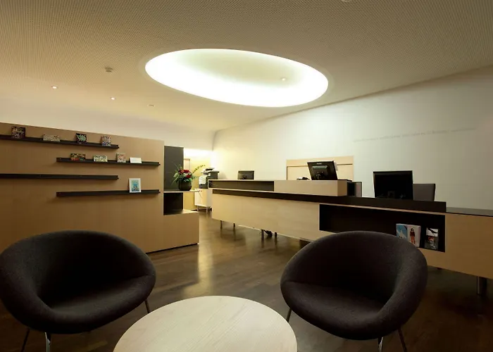 Dom, Zentral - Herzlich - Sozial Engagiert 3*