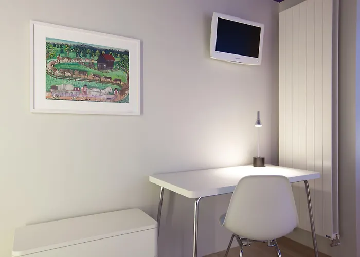 Dom, Zentral - Herzlich - Sozial Engagiert