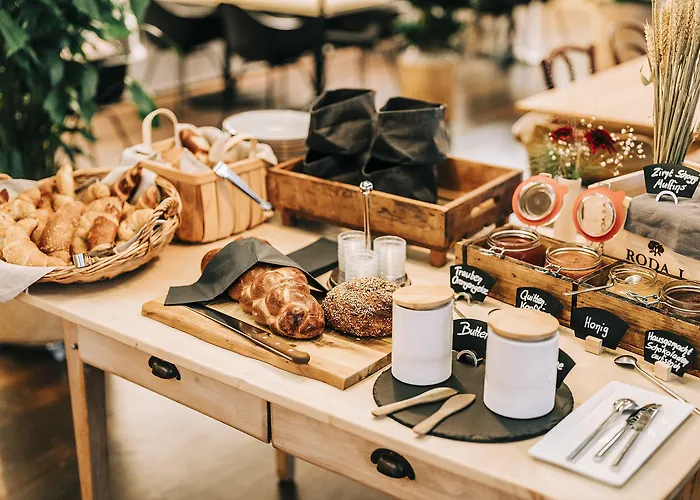 Dom, Zentral - Herzlich - Sozial Engagiert