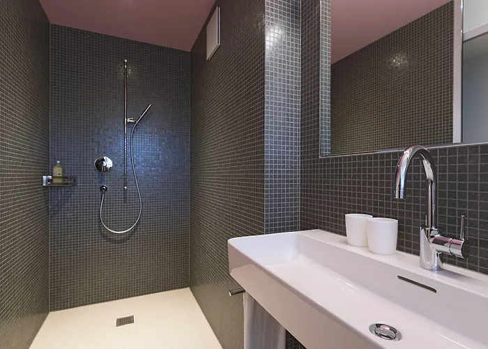 Dom, Zentral - Herzlich - Sozial Engagiert Hotel