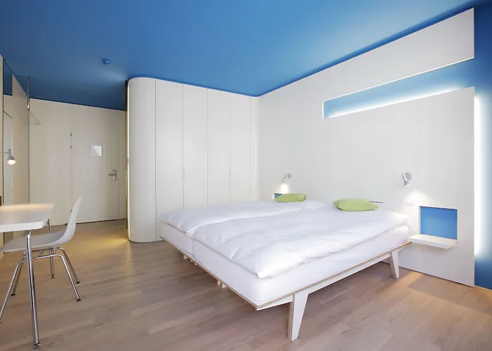 Dom, Zentral - Herzlich - Sozial Engagiert 3*