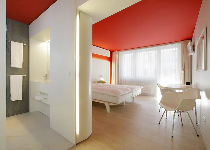 Dom, Zentral - Herzlich - Sozial Engagiert Hotel 3*