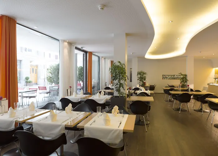 Dom, Zentral - Herzlich - Sozial Engagiert Hotel