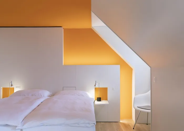 Dom, Zentral - Herzlich - Sozial Engagiert