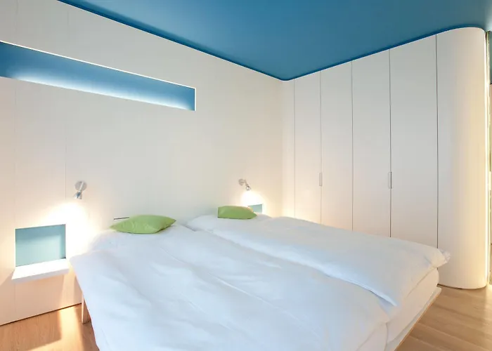 Dom, Zentral - Herzlich - Sozial Engagiert Hotel 3*