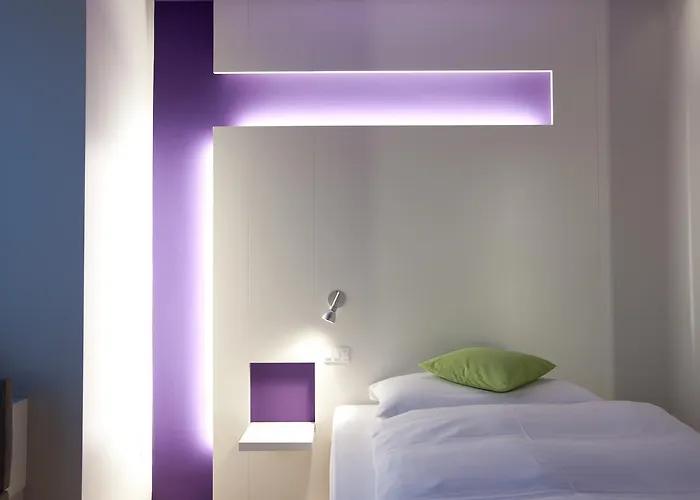 Dom, Zentral - Herzlich - Sozial Engagiert Hotel 3*